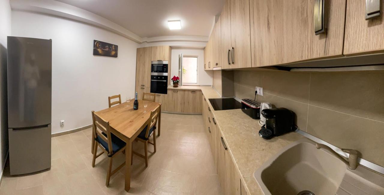 National Arena Mega Mall Elana Apartment Bükreş Dış mekan fotoğraf